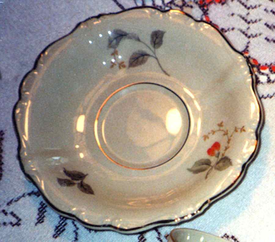 R2007 Saucer by Rosenthal - Continental-1