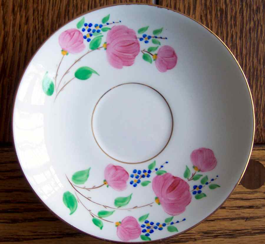 3121 Saucer by Rosina-Queens-1