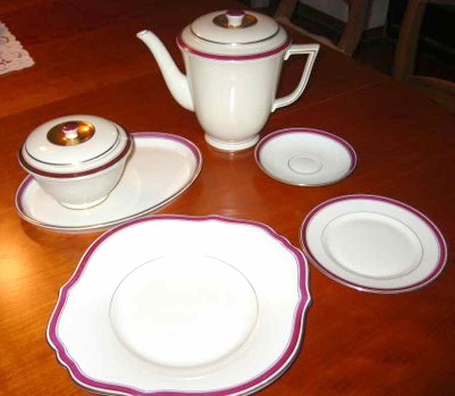 1191 Coffee Pot & Lid by Royal Copenhagen-1