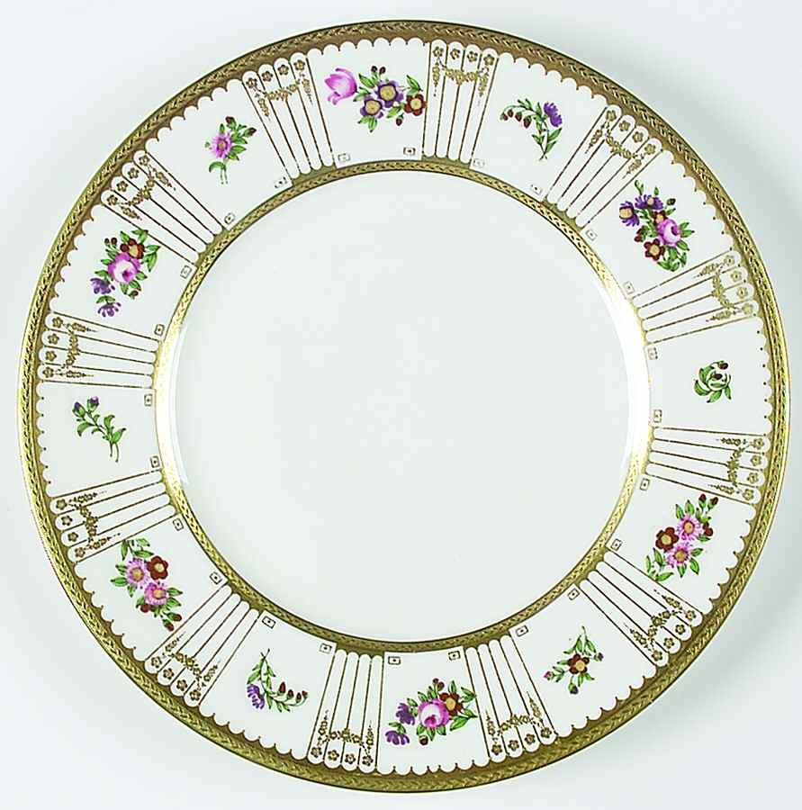 E8589 Luncheon Plate by Royal Doulton-1