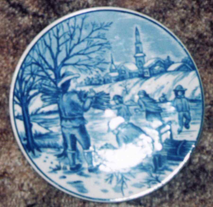 RDE3 Dinner Plate by Royal Delft-1