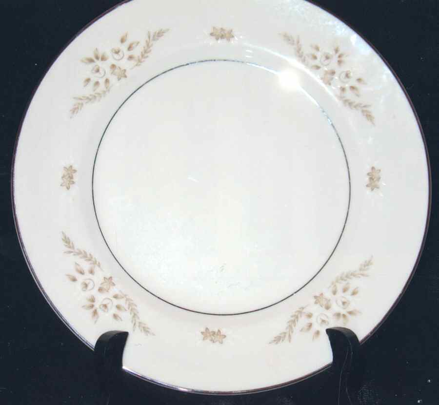 Dover Rose Dinner Plate by Rose (Japan)-1
