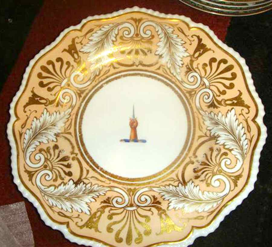 Flight and Barr Dinner Plate by Royal Worcester-1