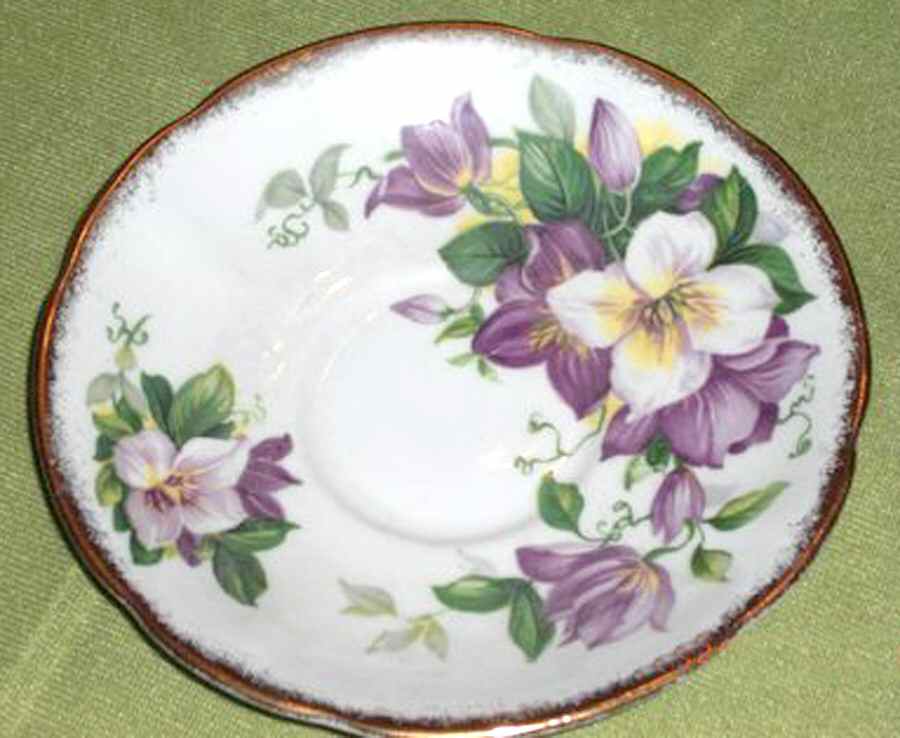 L764 Saucer by Royal Standard-1