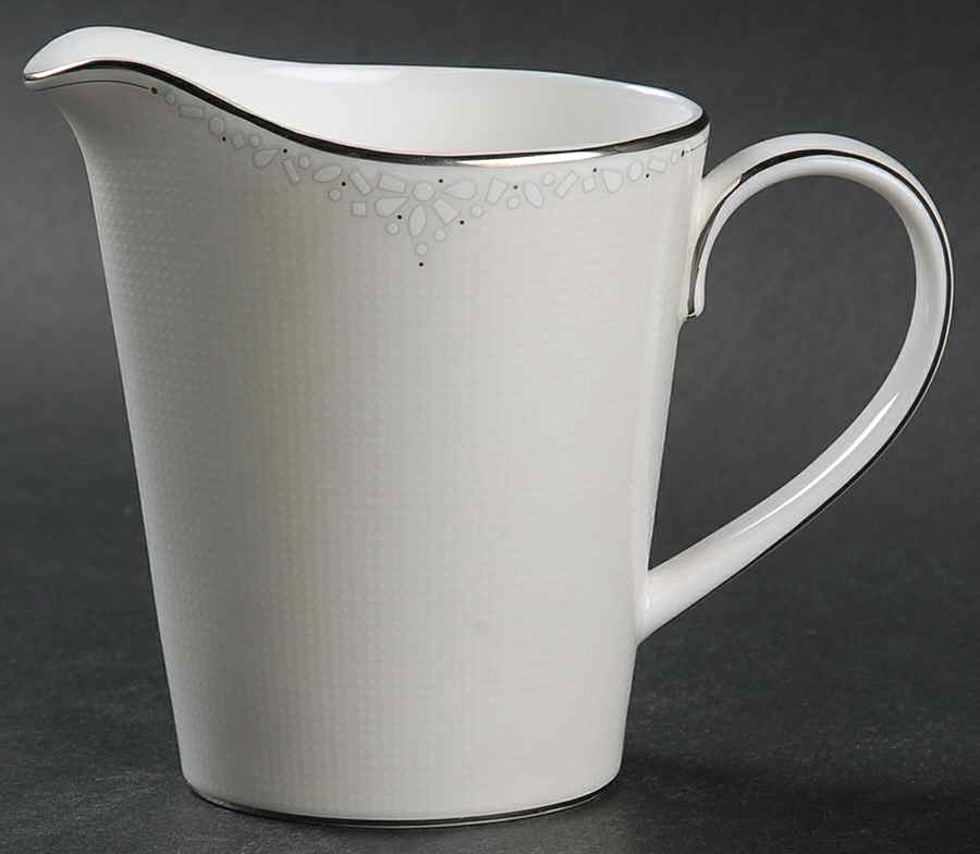 Modern Love Creamer by Royal Doulton-1