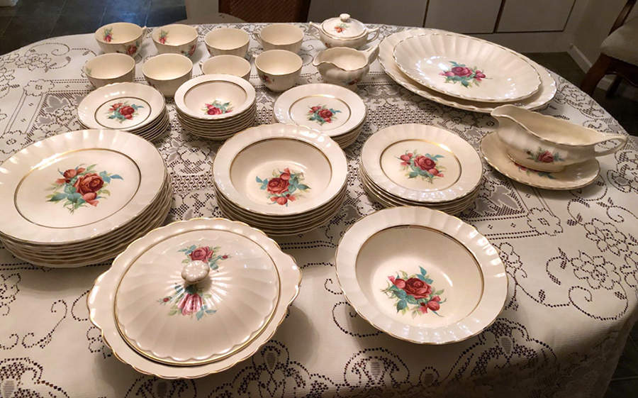 Georgian Rose Round Covered Vegetable by Rideau-1