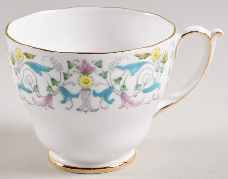 Ravenna Flat Cup by Roslyn (England)-1