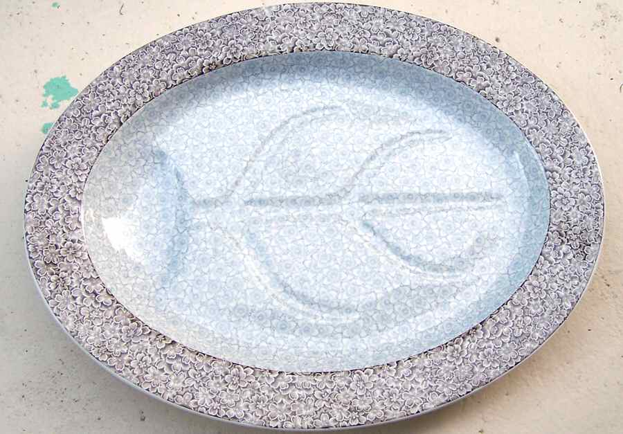 RW238 18" Oval Serving Platter by Royal Worcester-1