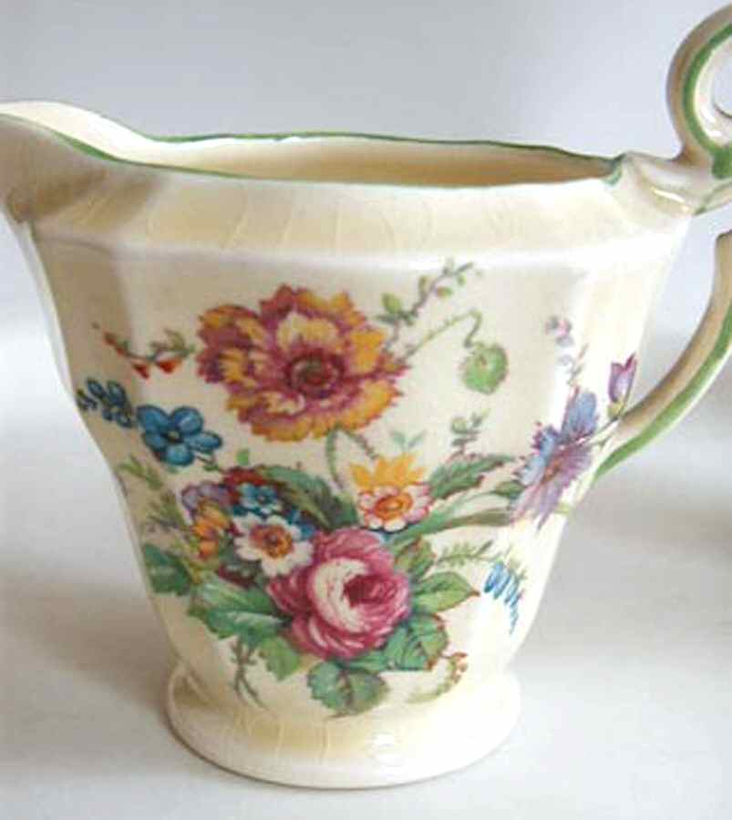 RWI113 Creamer by Royal Winton-1