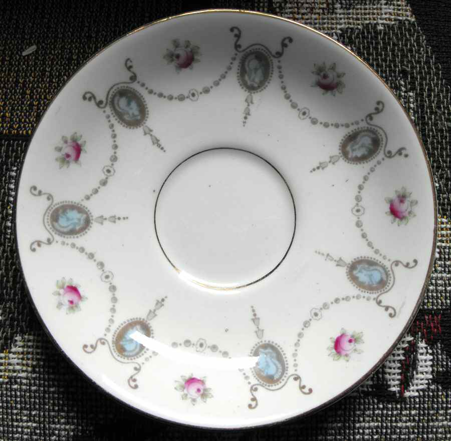 4278 Saucer by Royal Albert-1