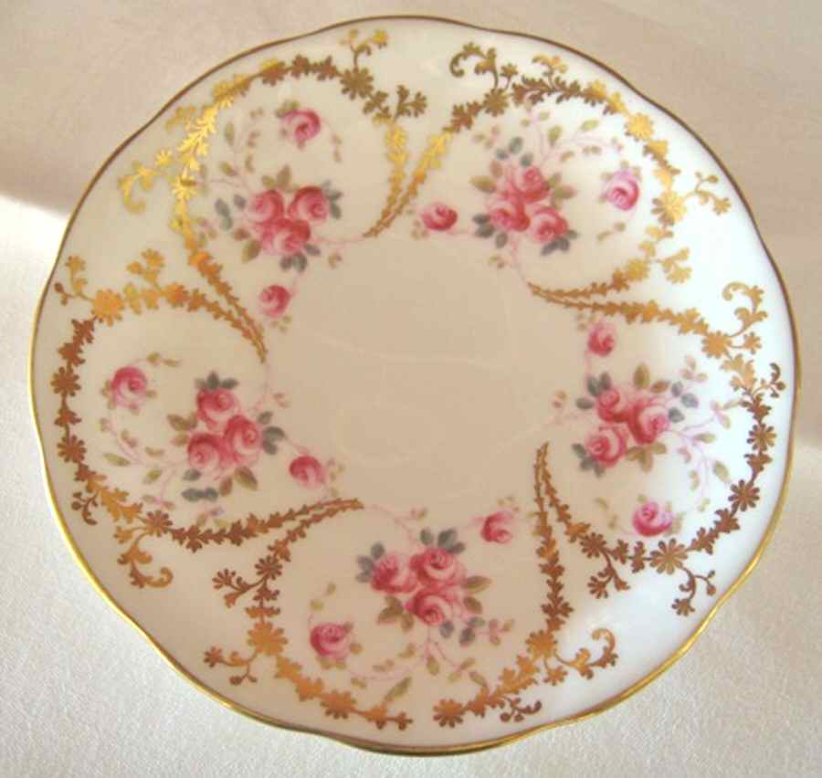 Z9580 Saucer by Royal Cauldon-1