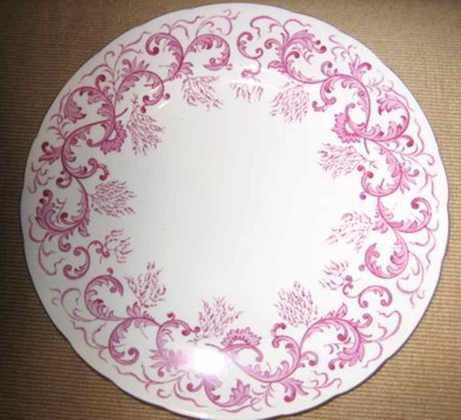 RD297 Dinner Plate by Royal Doulton-1