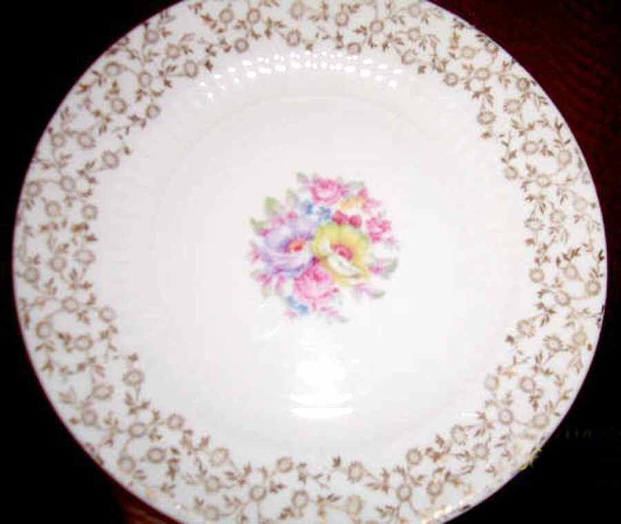 RYL297 Dinner Plate by Royal (USA)-1