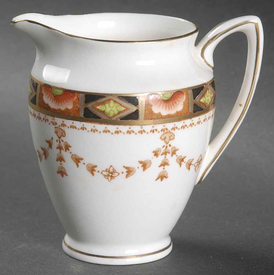 5812a Creamer by Rosina-Queens-1