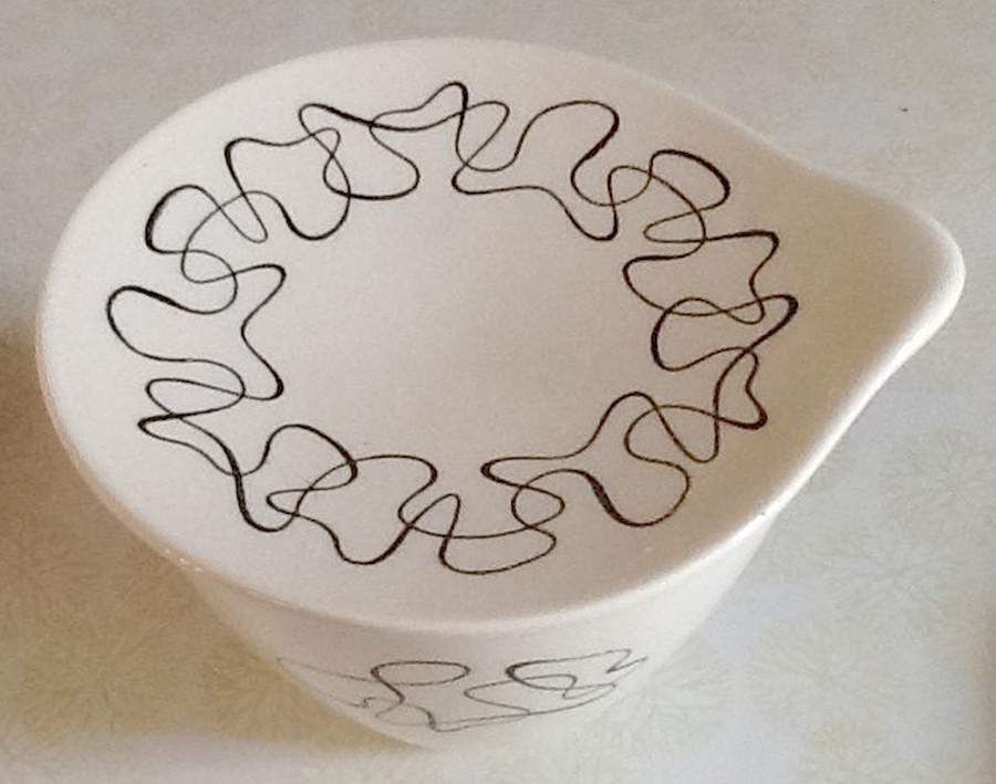 Encore Sugar Bowl & Lid by Royal (USA)-1