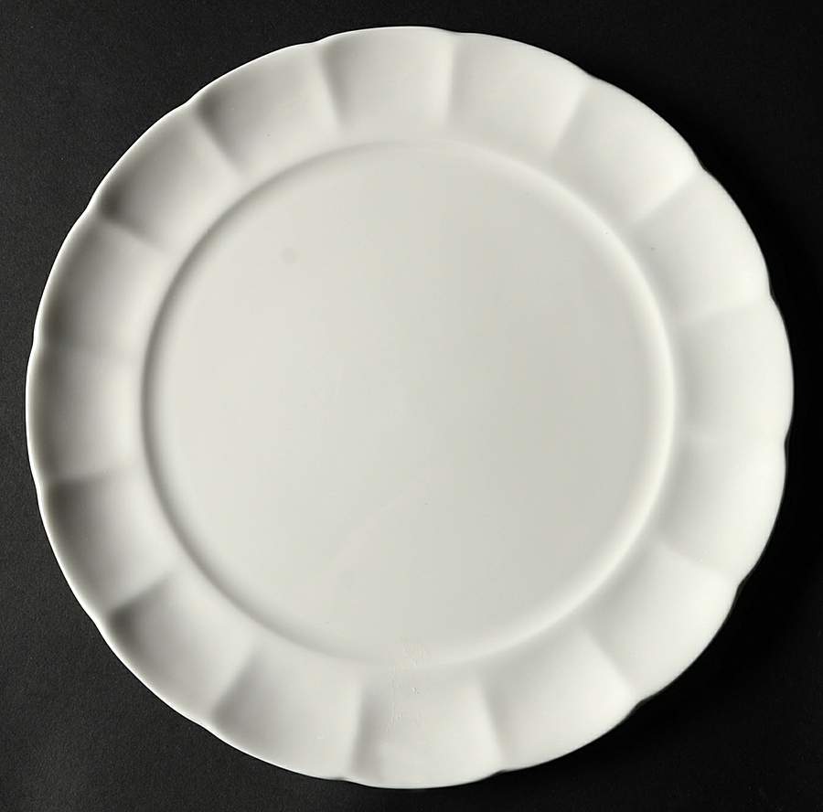 Scalloped Dinner Plate by Roscher & Co-1