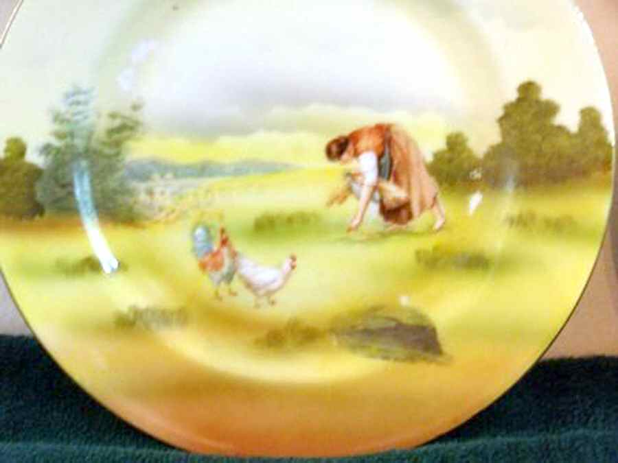 ROB414 Bread & Butter Plate by Royal Bayreuth-1