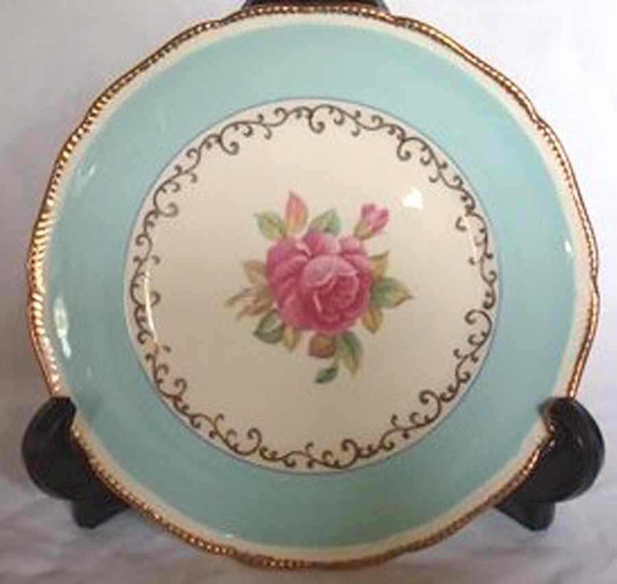 Regalia Dinner Plate by Royal Swan-1