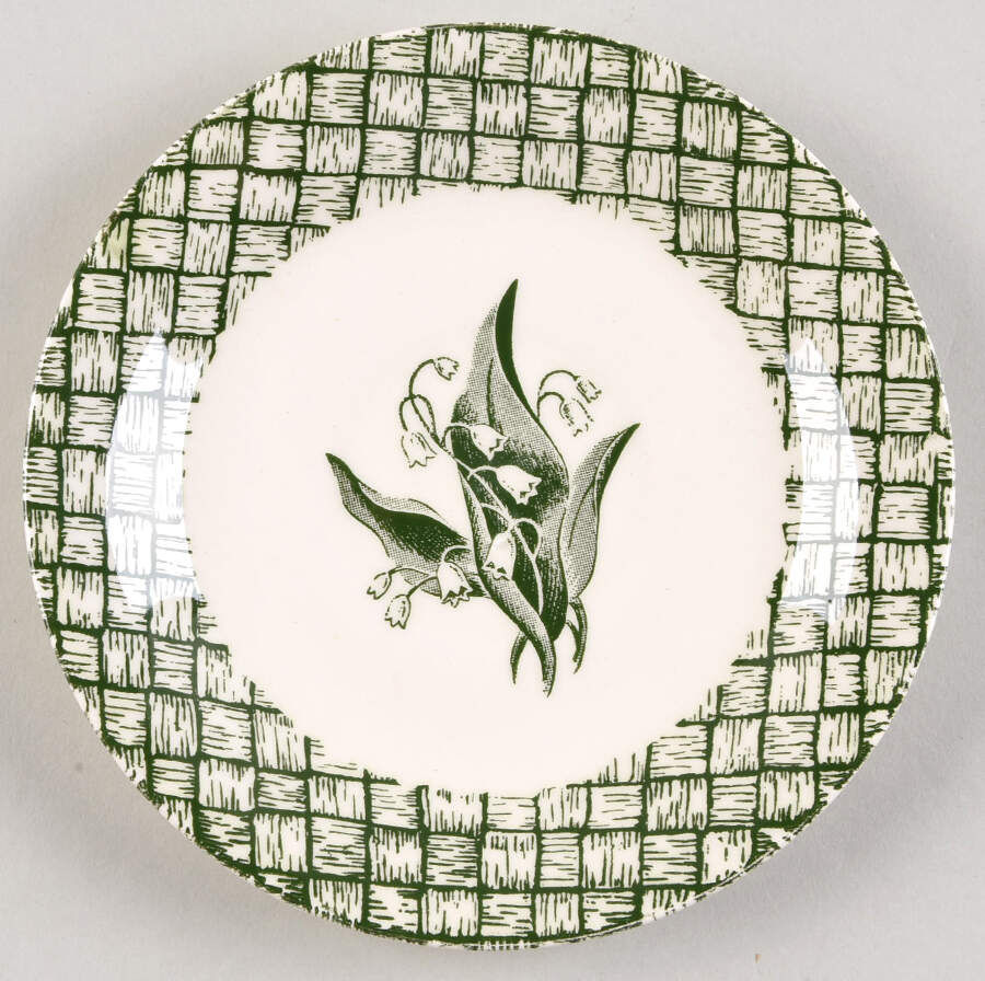 RYL303 Saucer by Royal (USA)-1