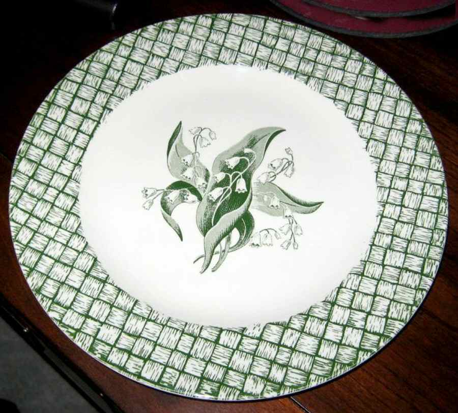 RYL303 Dinner Plate by Royal (USA)-1
