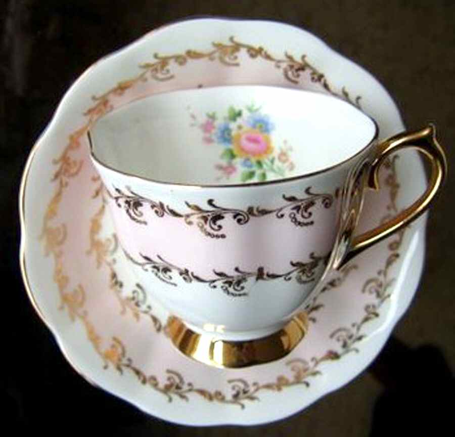 ROA238 Footed Cup & Saucer Set by Royal Albert-1