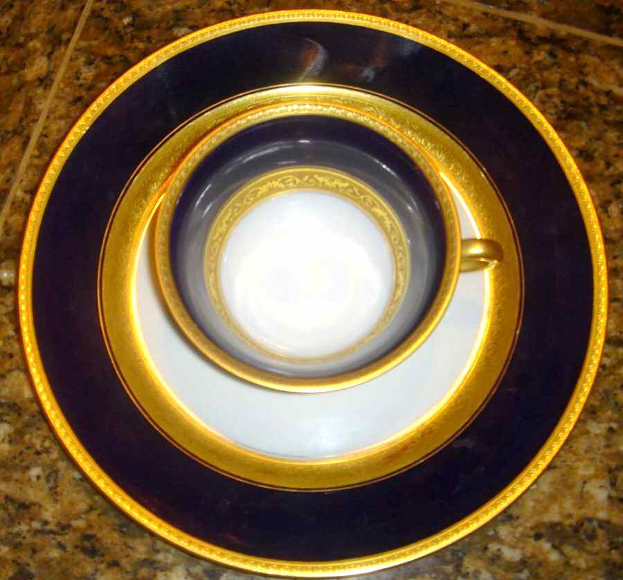 RYD78 Footed Cup by Raynaud-1