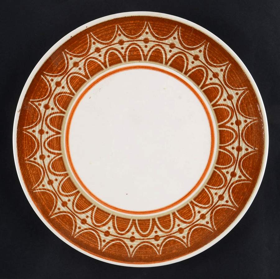 RYL306 Dinner Plate by Royal (USA)-1