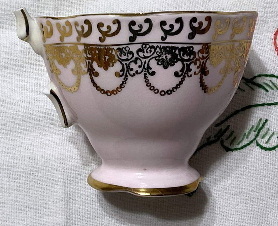 2471 Footed Cup by Royal Albert-1