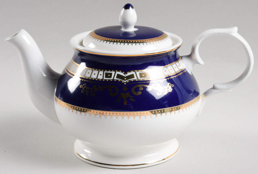Titanic (1st Class) Teapot & Lid by RMS Titanic Inc-1