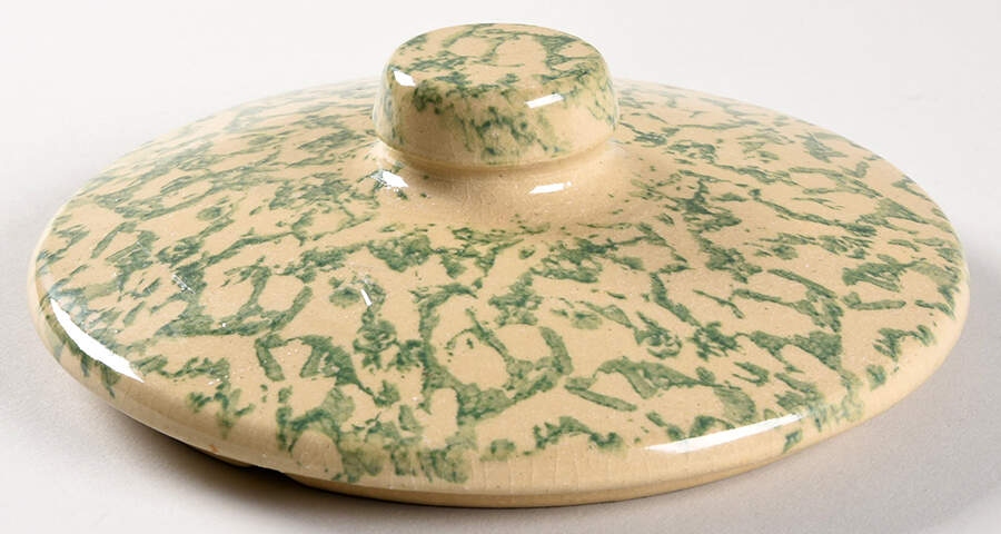 Spongeware Green Lid for 2 Qt Round Covered Casserole by Robinson - Ransbottom-1
