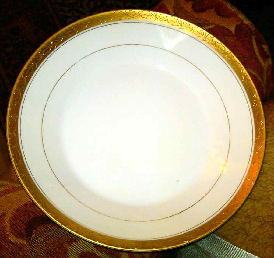 Richelieu Dinner Plate by Westbrook-1