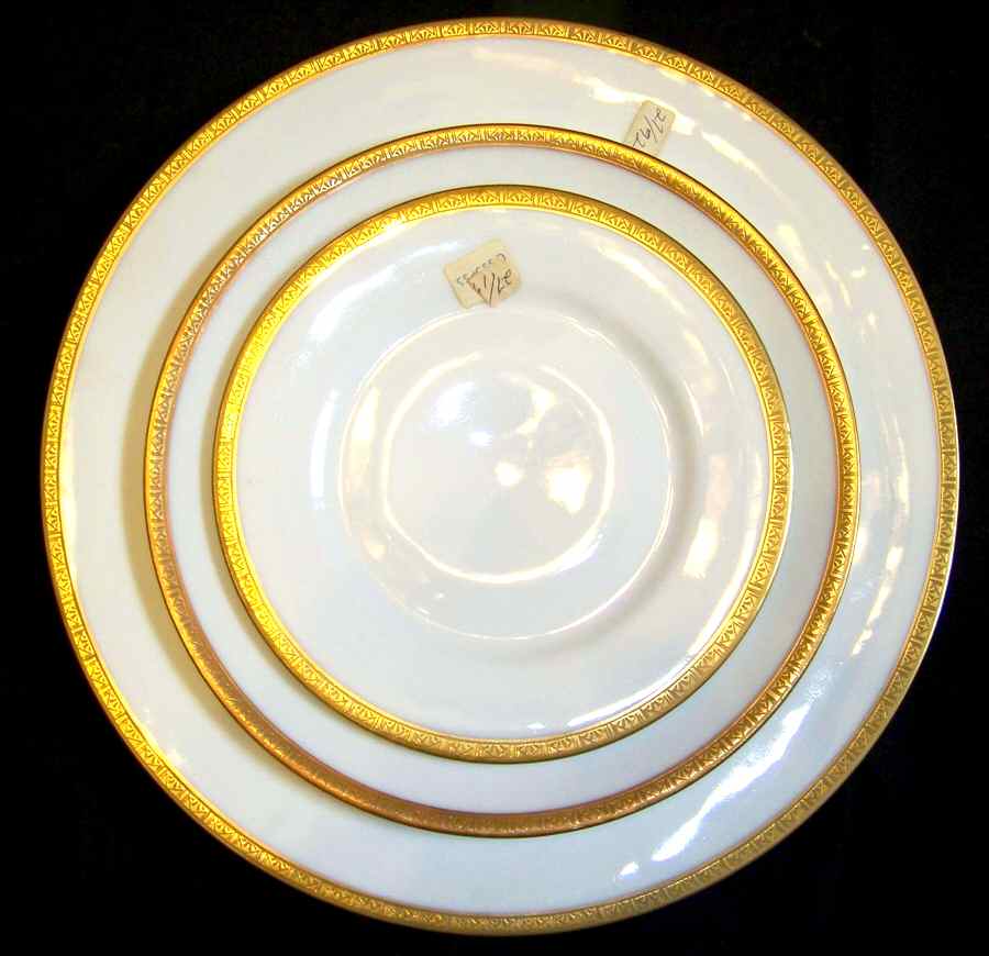 R2082 Dinner Plate by Rosenthal - Continental-1