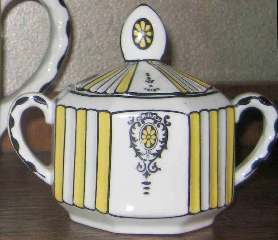 BEB46 Sugar Bowl & Lid by Beyer & Bock-1