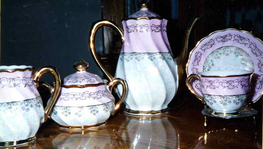 RXY2 Sugar Bowl & Lid by Roxy-1
