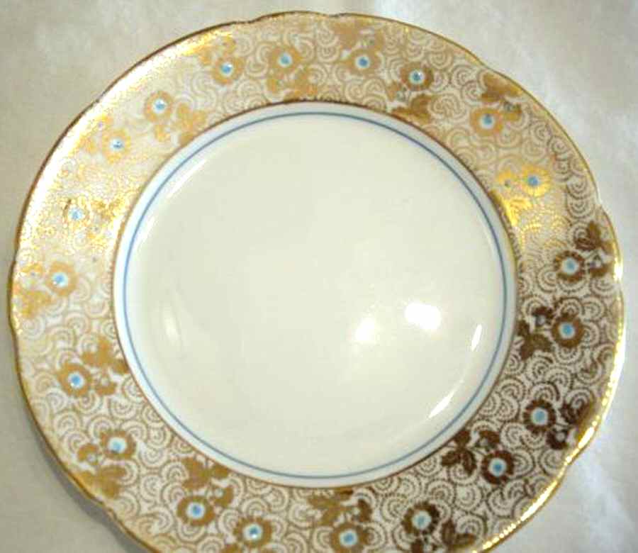 8539 Dessert/Pie Plate by Royal Stafford-1