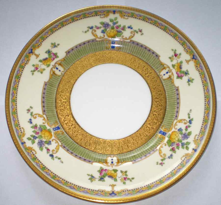 H2614 Dinner Plate by Royal Doulton-1