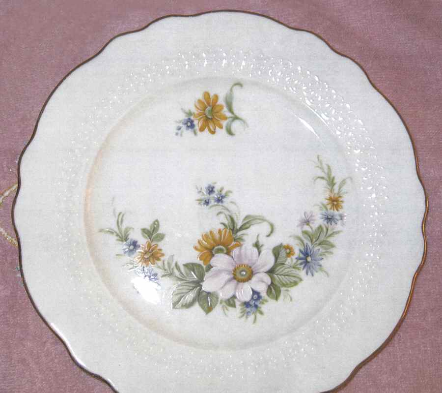 mpr3 Dinner Plate by Manifattura Porcelane Royal-1