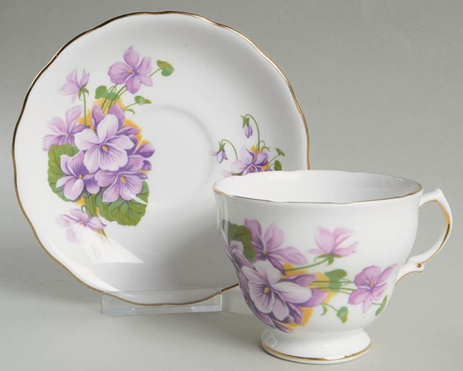 7572 Footed Cup & Saucer Set by Royal Vale-1