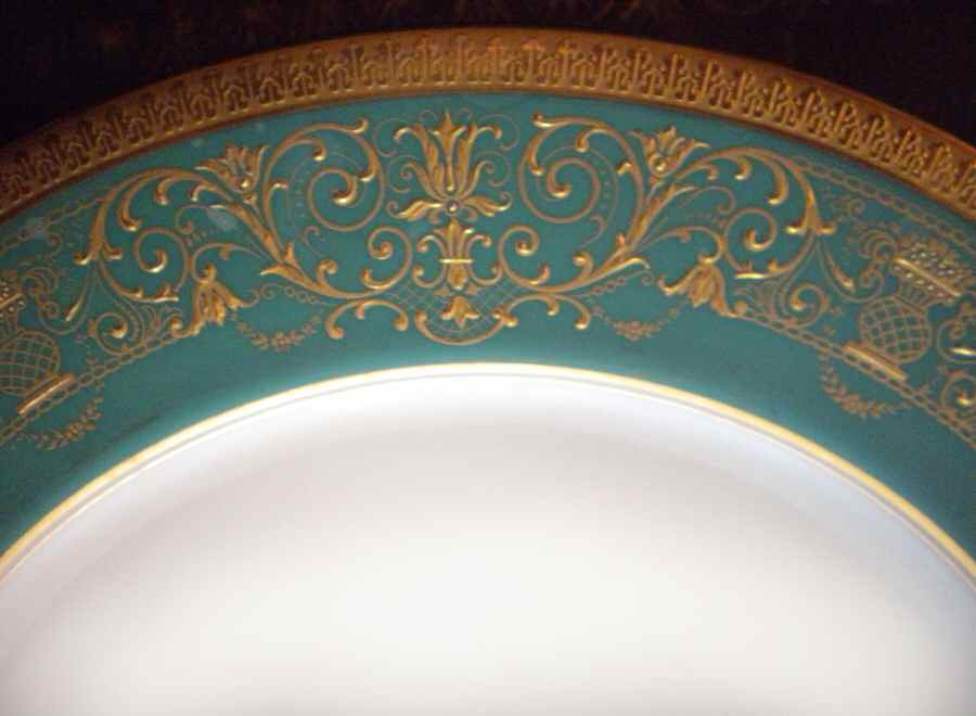 R1925 Green Dinner Plate by Rosenthal - Continental-1