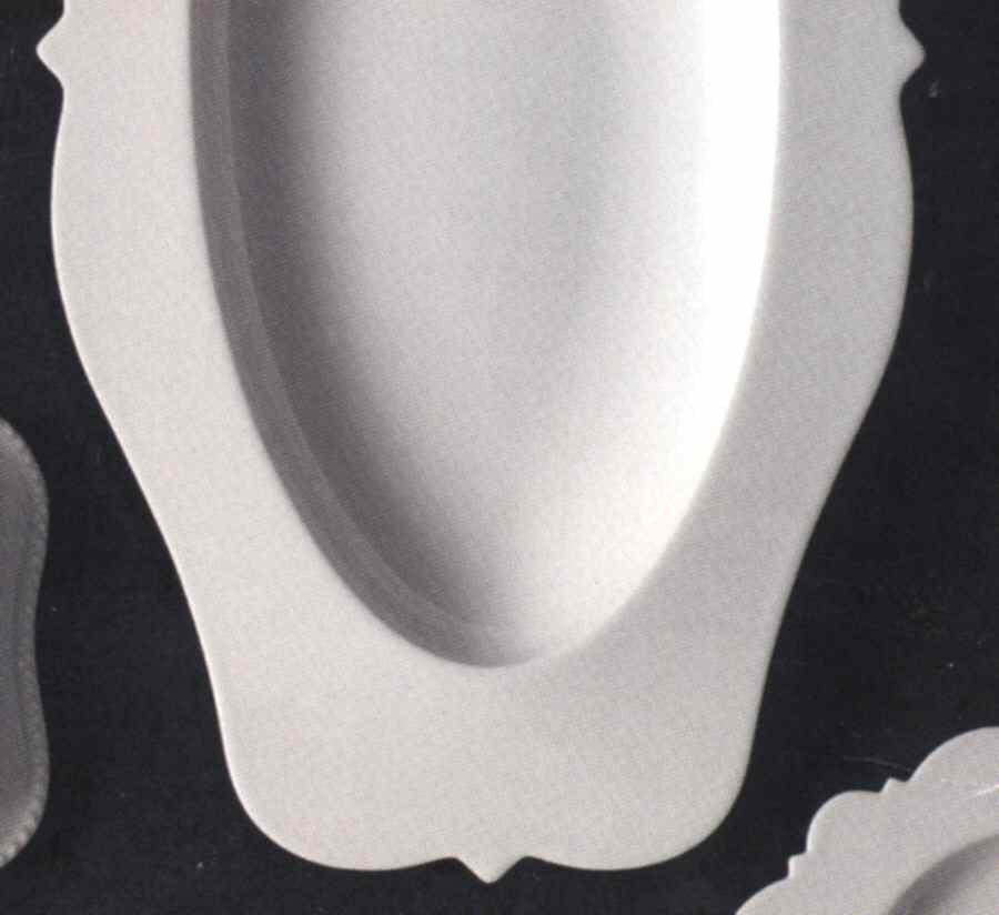 Button 16" Oval Serving Platter by Reichenbach-1