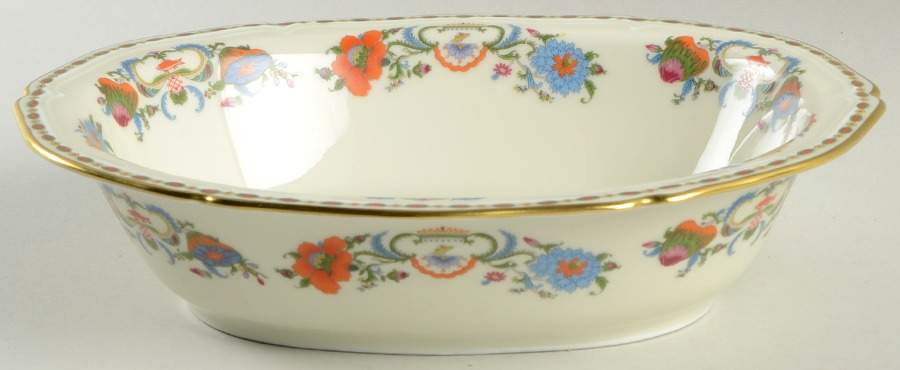 Vieux Chine (Chambord, Ivory) 9" Oval Vegetable Bowl by Raynaud-1