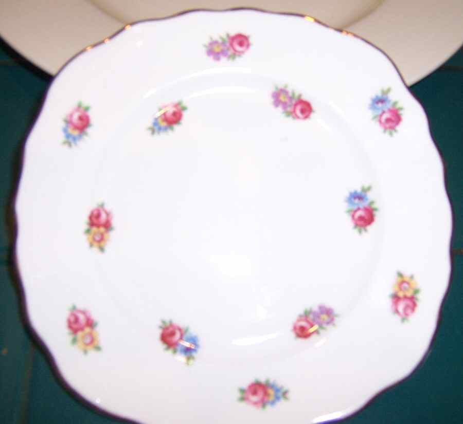 RVA77 Square Salad Plate by Royal Vale-1