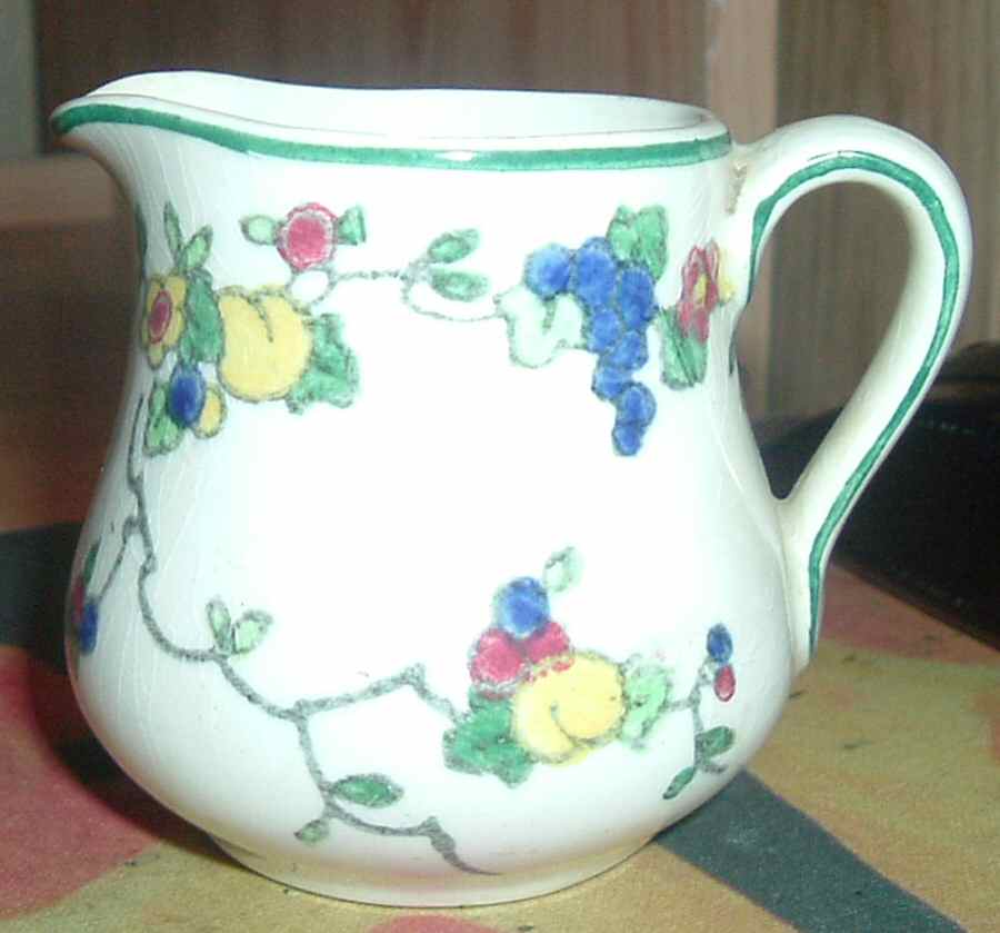 D4740 Mini Creamer by Royal Doulton-1