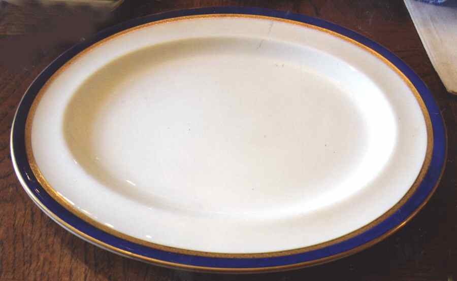 V1625 16" Oval Serving Platter by Royal Doulton-1