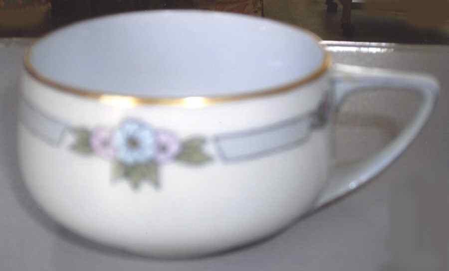 R2117 Flat Cup by Rosenthal - Continental-1
