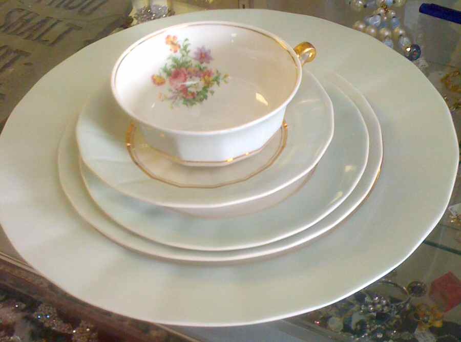 RYD82 Footed Cup & Saucer Set by Raynaud-1