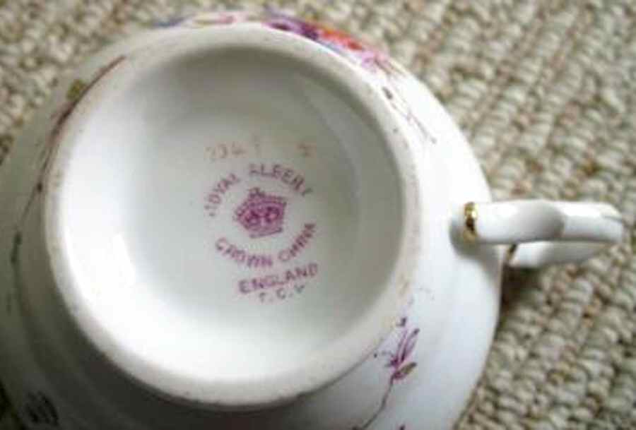 2349 Footed Cup by Royal Albert-1