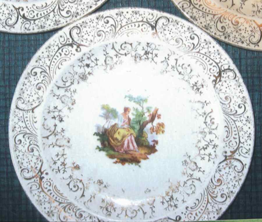 RYL318 Bread & Butter Plate by Royal (USA)-1