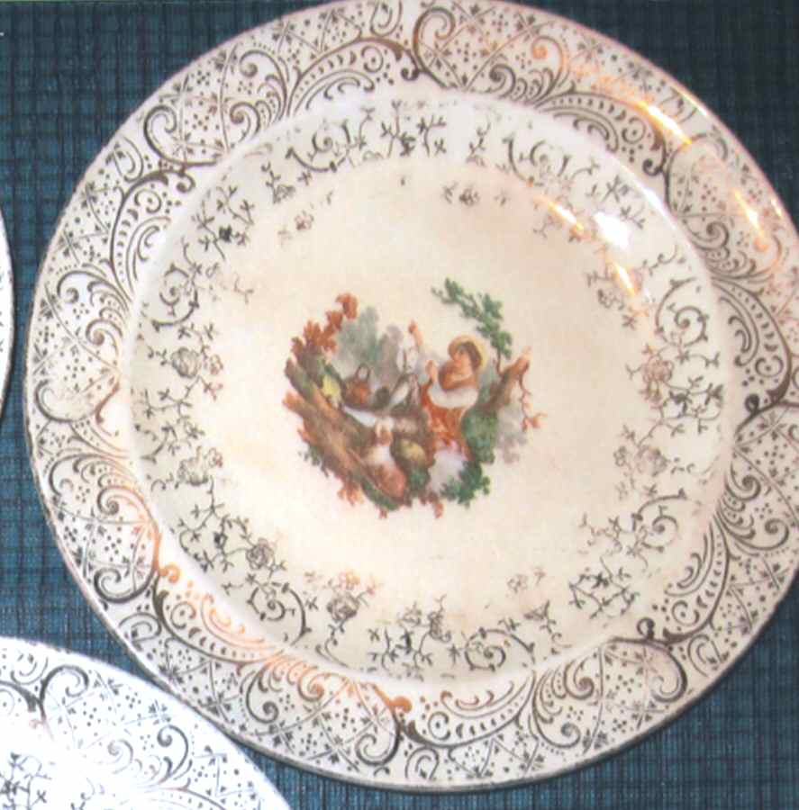 RYL318 Bread & Butter Plate by Royal (USA)-1