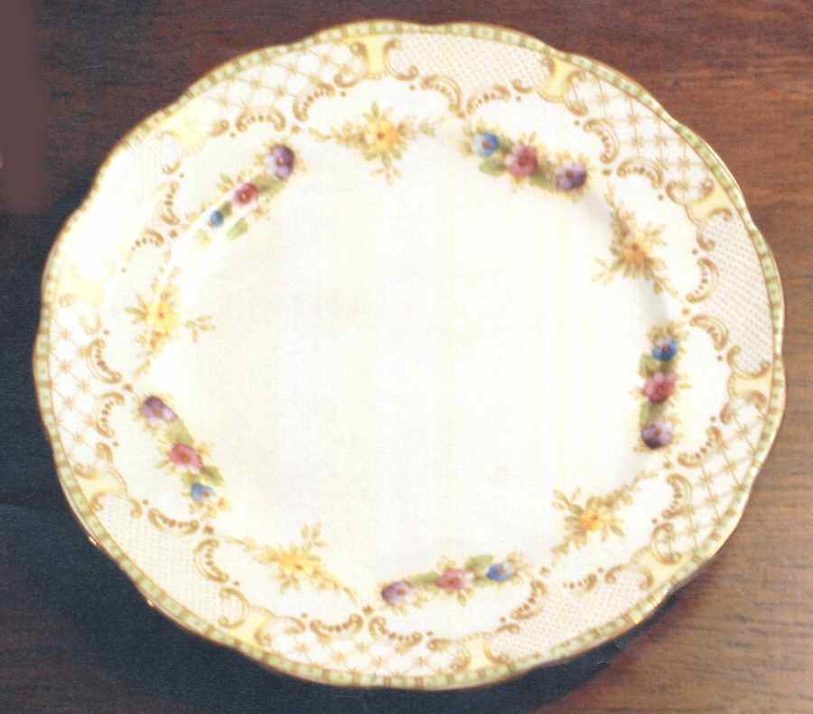 RSD61 Dinner Plate by Royal Standard-1